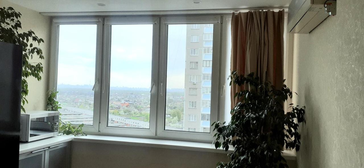 1/10 Вулиця Радунська Apartment Kiev Ngoại thất bức ảnh